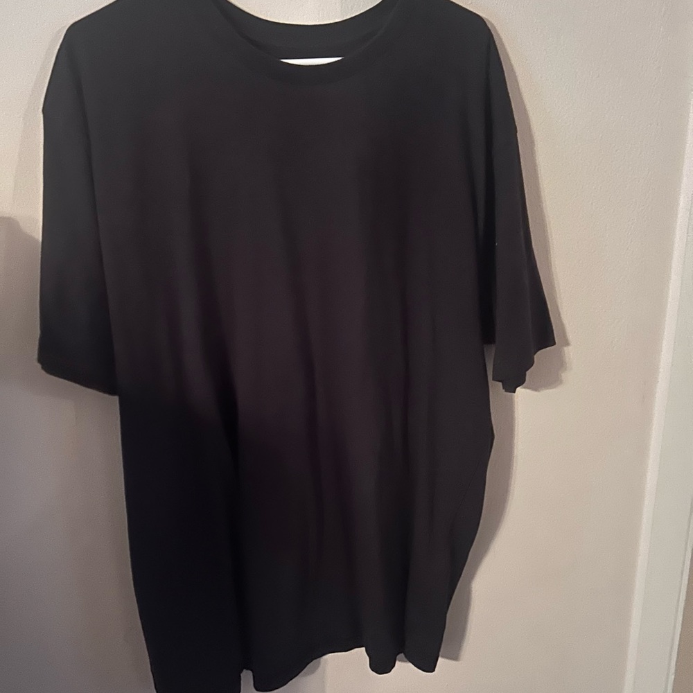 Yee Yee black basic t shirt